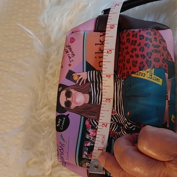 NIKKY BY NICOLE LEE COSMETIC BAG - Picture 9 of 16